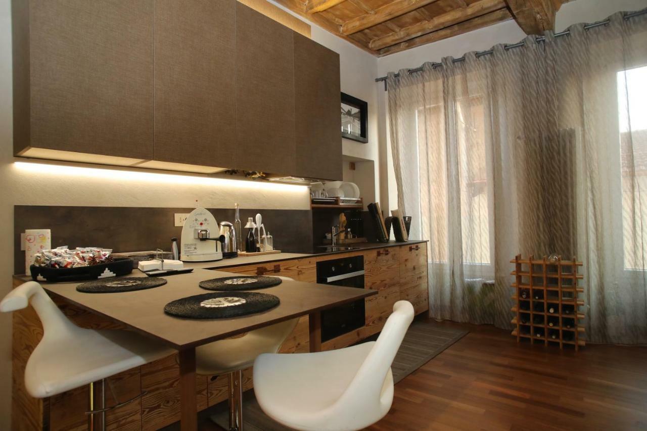 Epicuro Guest House Somma Lombardo Bagian luar foto
